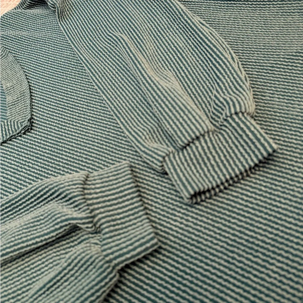 Altar’d State Green Ribbed V-Neck Top | Oversized Cozy Knit | Size M - Picture 6 of 10